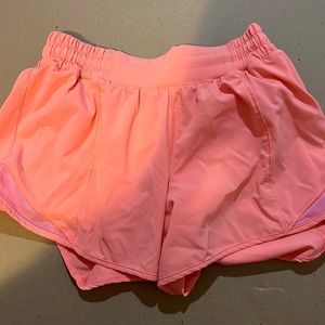 Coral lulu shorts
